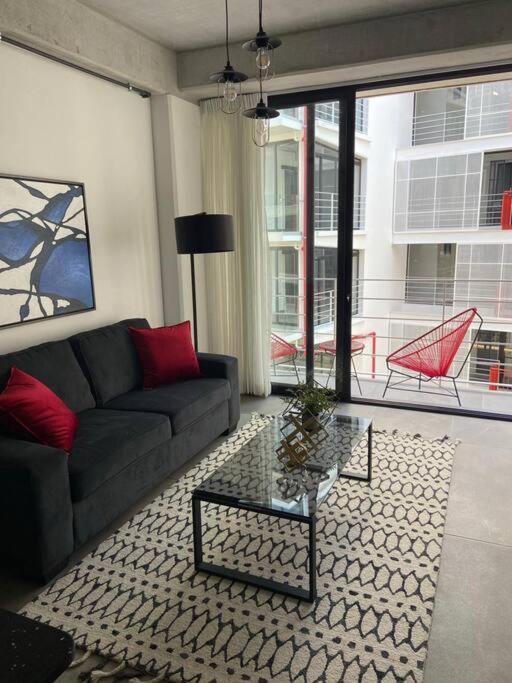 Moderno Apto Shift Zona 16, Cerca De Embajada Eeuu Y Explanada Cayala 과테말라 외부 사진
